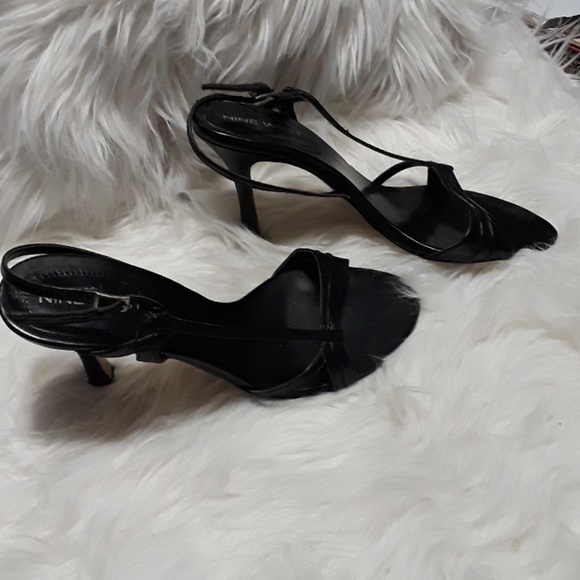 Shoes - Picture 2 of 4